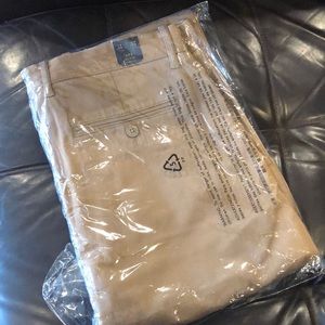 J Crew 31x32 484 Slim fot khaki